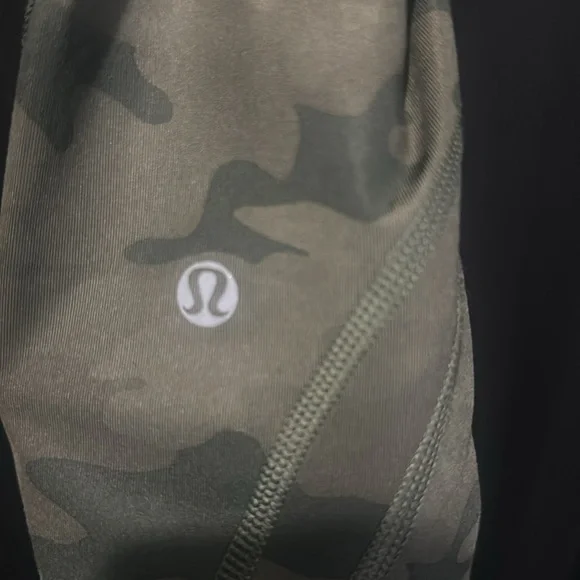 Lululemon Camo Crops - Picture 2 of 6